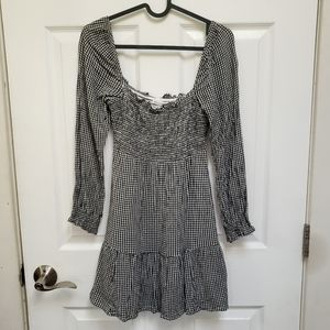 Abercrombie & Fitch Black White Gingham 3/4 Sleeve Smocked Dress